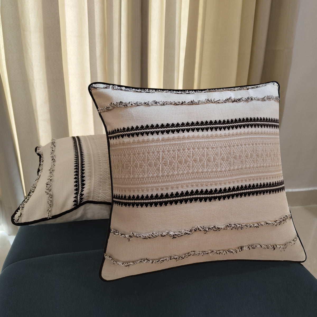 How to Choose the Right Cushions - Preetier
