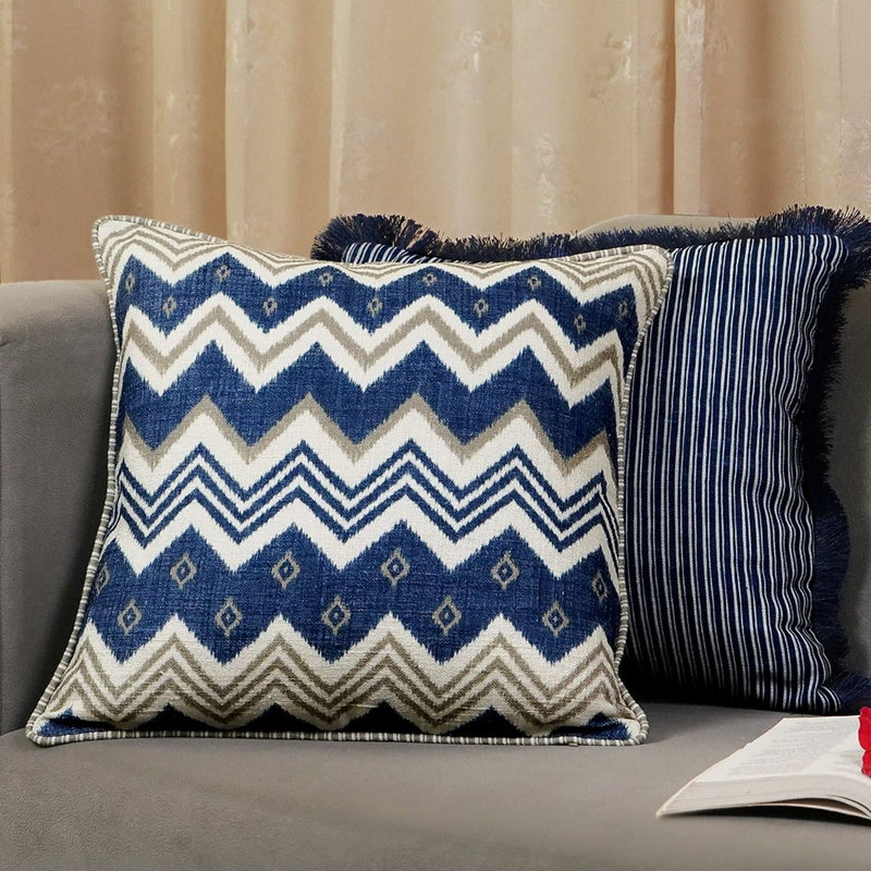 Ikat Lehar Cushion Cover - Preetier